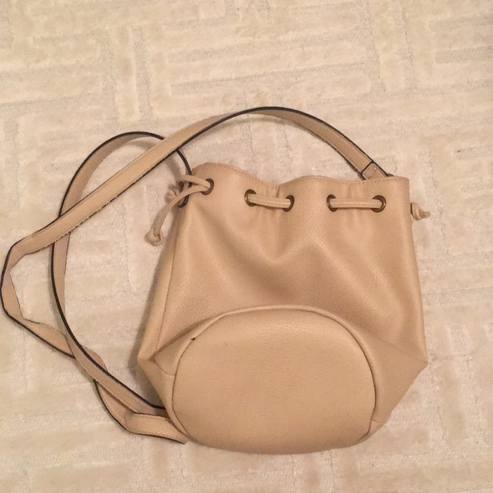Bucket purse